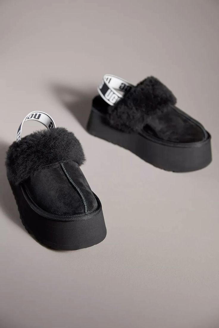 UGG Funkette Slipper Black