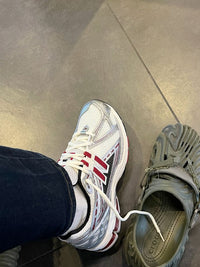 New Balance 1906R Silver Classic Crimson