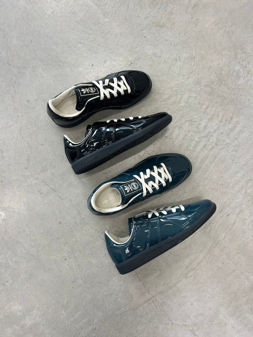 adidas BW Army Dark Green Carbon