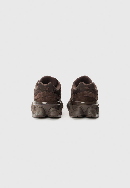 New Balance 9060 Chocolate
