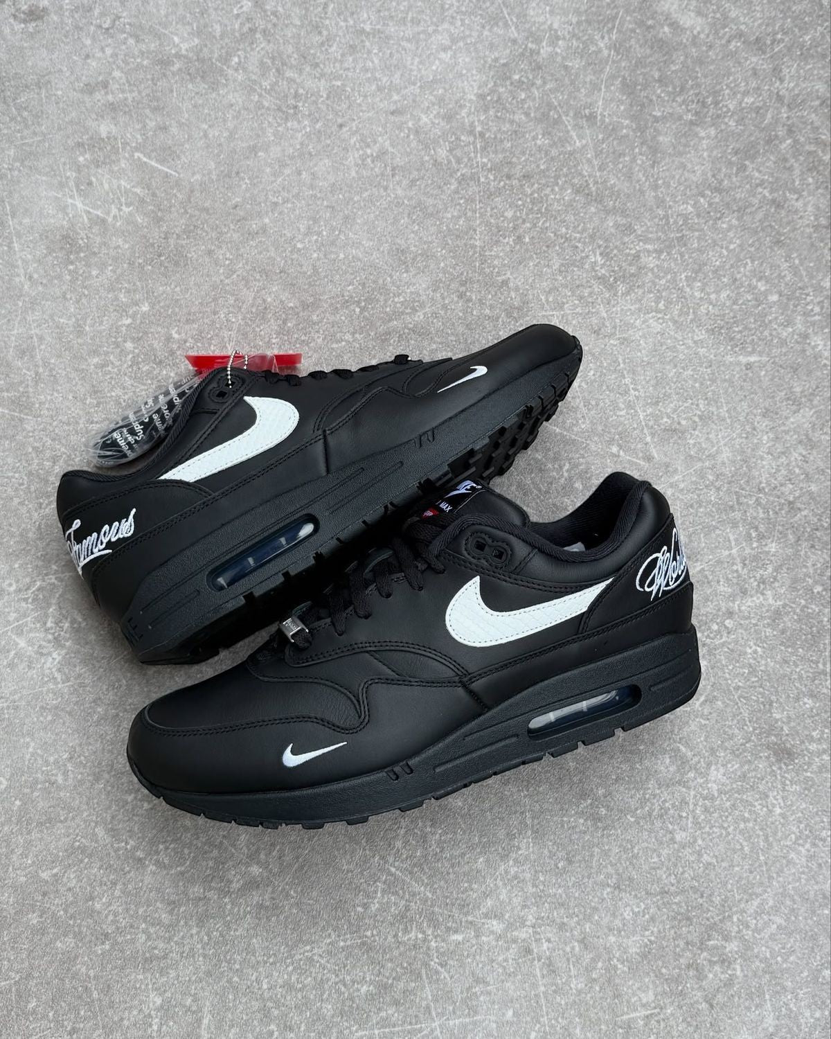Nike Air Max 1 '87 SP Supreme Black White - 2