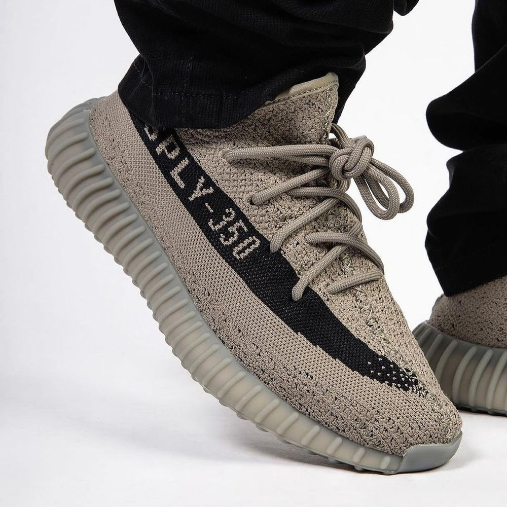 Yeezy Boost 350 V2 Granite