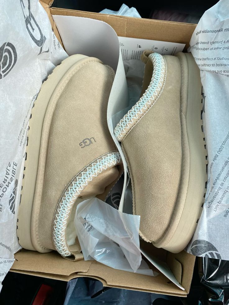 UGG Tazz II Slipper Sand