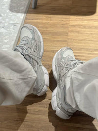 ASICS Gel NYC Creme Wolkengrau