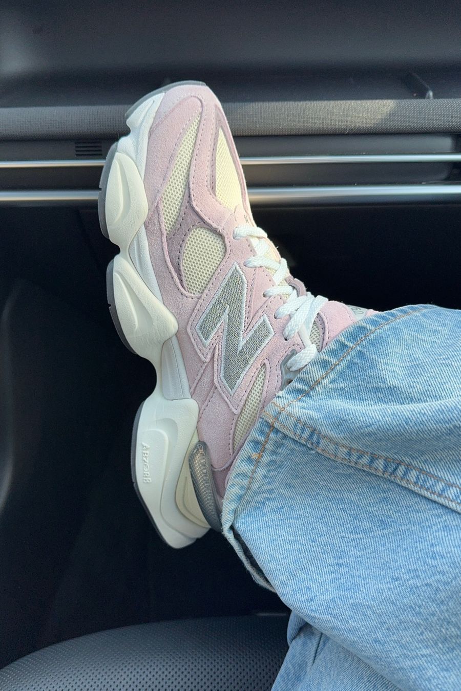 New Balance 9060 Rose Sugar Angora - 4