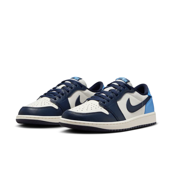 Jordan 1 Low OG Obsidian UNC - 3