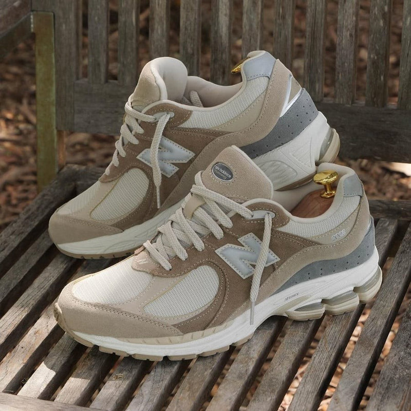 New Balance 2002R Driftwood Sandstone