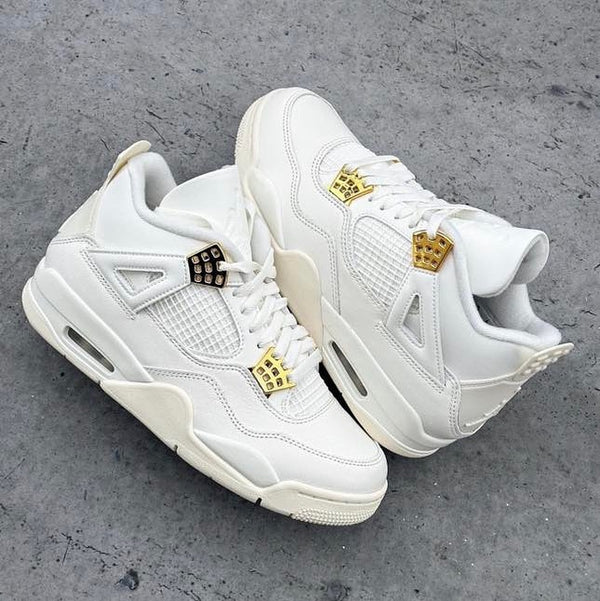 Jordan 4 Retro Metallic Gold - 2