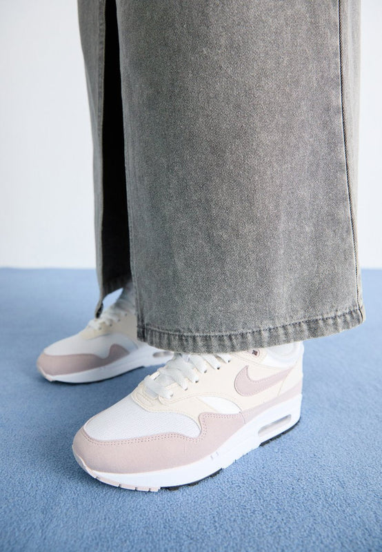 Nike Air Max 1 Pale Ivory Sandrift