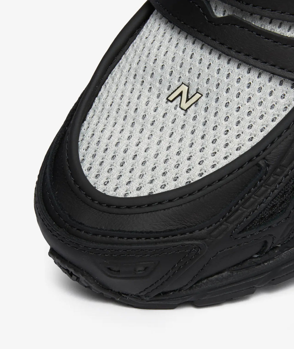 New Balance 1906L Black Angora