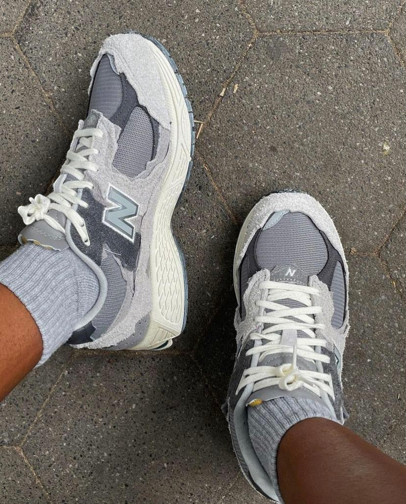 New Balance 2002R Protection Pack Rain Cloud - 5