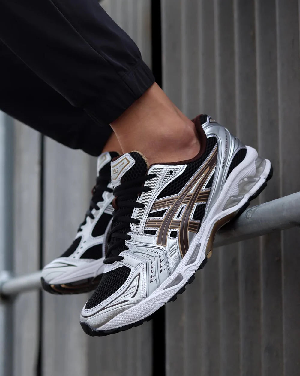 ASICS Gel-Kayano 14 Black Coffee Silver - 6