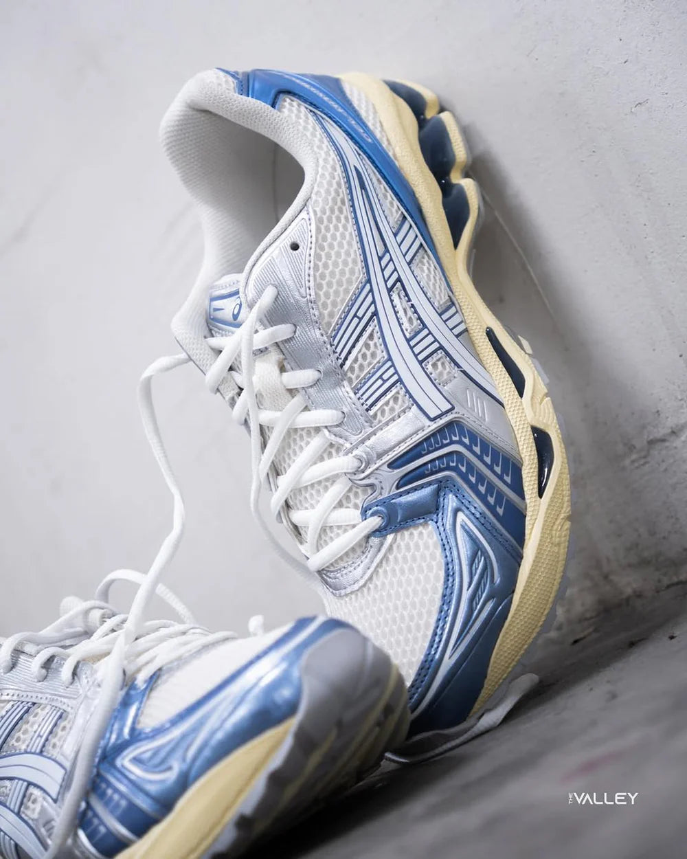 ASICS Gel-Kayano 14 Cream Metallic Blue - 6
