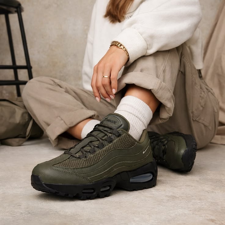 Nike Air Max 95 Big Bubble Cargo Khaki Jewel Swoosh