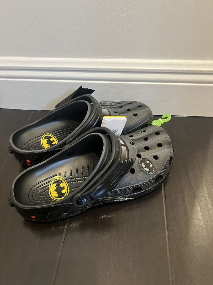 Crocs Classic Clog Batmobile - 2