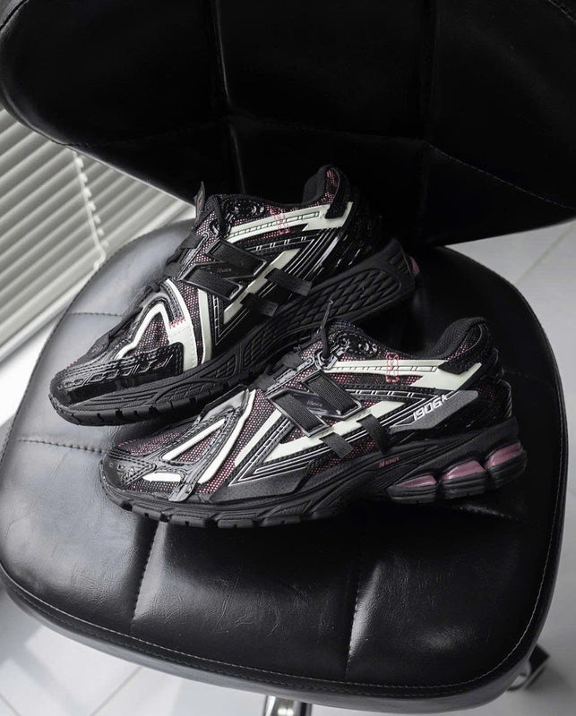 New Balance 1906A Black Pink