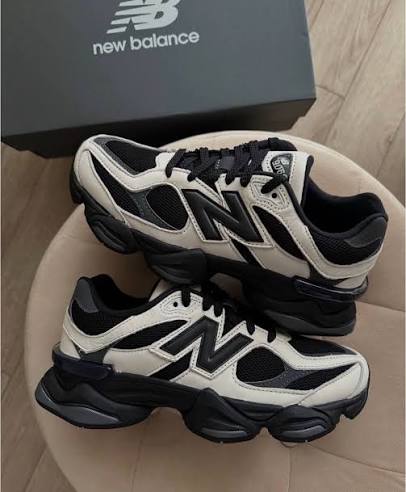 New Balance 9060 Off White Black
