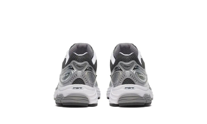 Saucony ProGrid Omni 9 Grey Silver Black