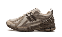 New Balance 1906R Driftwood Dark Mushroom