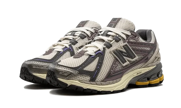 New Balance 1906R Licorice