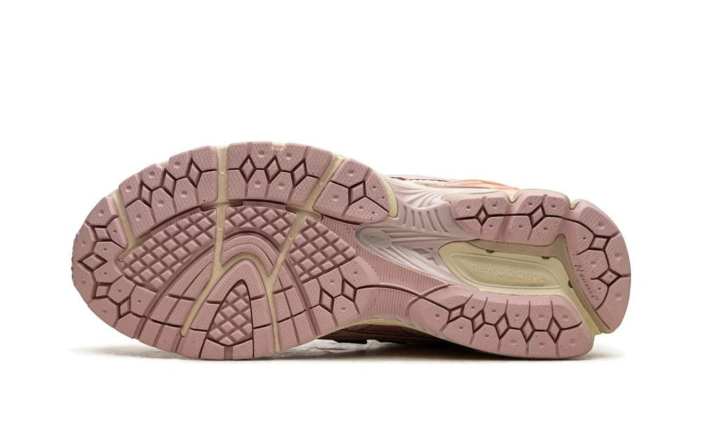 New Balance 1906U Lunar New Year Pink - 4