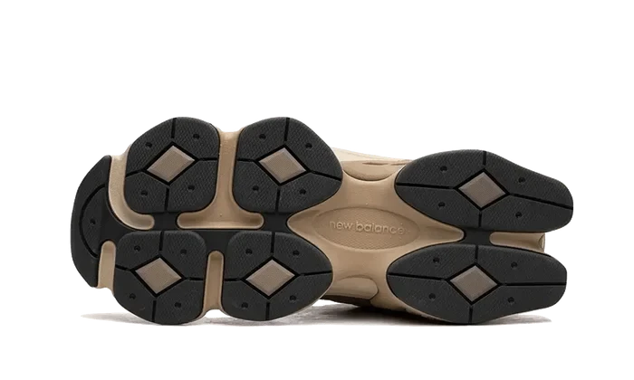 New Balance 9060 Driftwood Castlerock