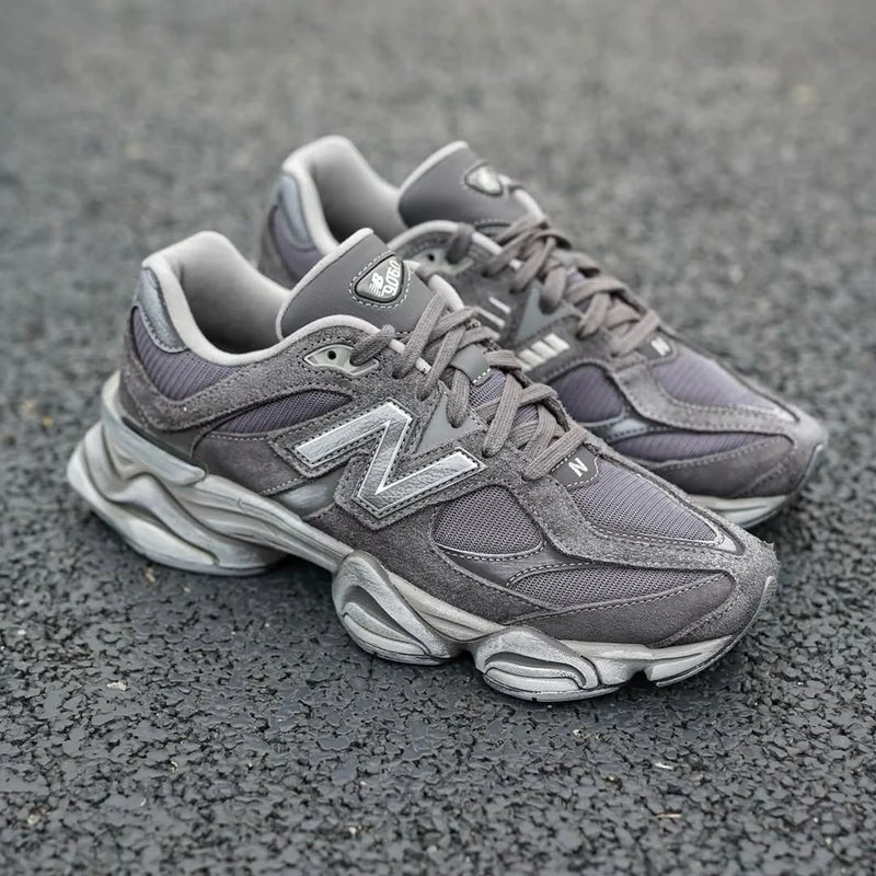 New Balance 9060 Magnet