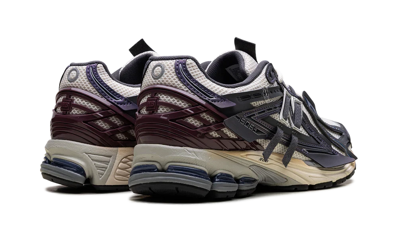 New Balance 1906A Inkwell Sea Salt